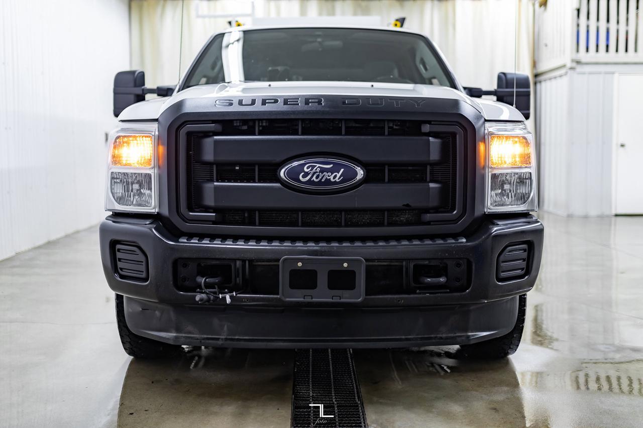 2012 Ford F-350 4x4 Crew Cab XLT FX4 Mechanics Box Diesel VMAC Red Deer AB