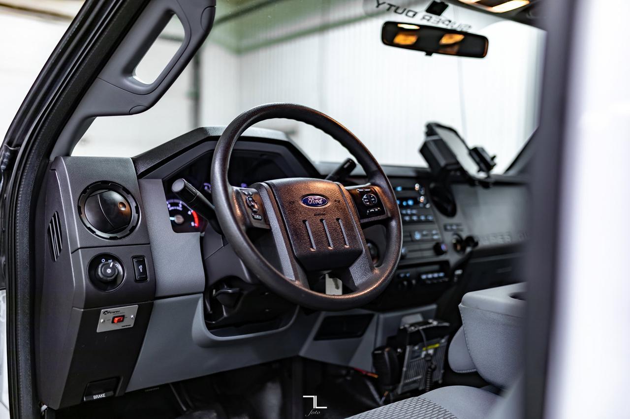 2012 Ford F-350 4x4 Crew Cab XLT FX4 Mechanics Box Diesel VMAC Red Deer AB