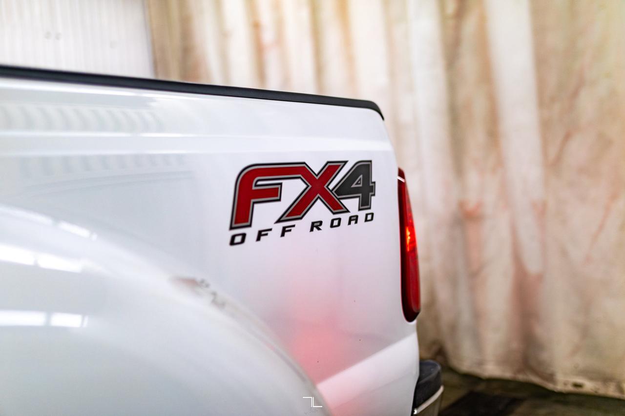 2012 Ford F-350 4x4 Super Cab XLT Dually Red Deer AB