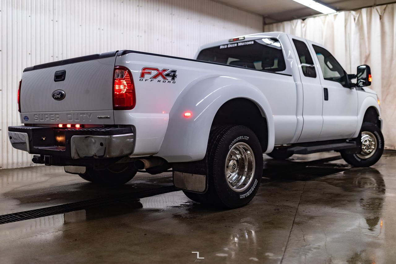 2012 Ford F-350 4x4 Super Cab XLT Dually Red Deer AB