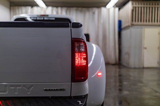 2012 Ford F-350 4x4 Super Cab XLT Dually Red Deer AB