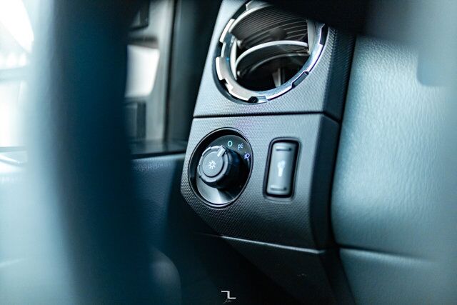 2012 Ford F-350 4x4 Super Cab XLT Dually Red Deer AB