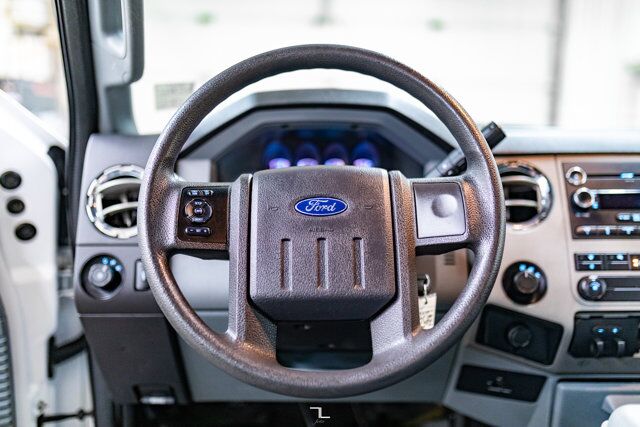 2012 Ford F-350 4x4 Super Cab XLT Dually Red Deer AB