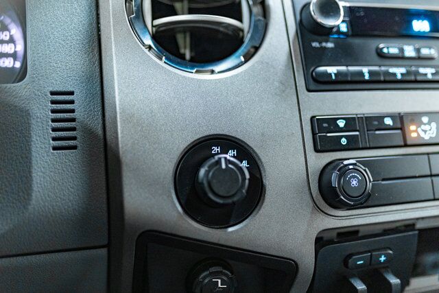 2012 Ford F-350 4x4 Super Cab XLT Dually Red Deer AB