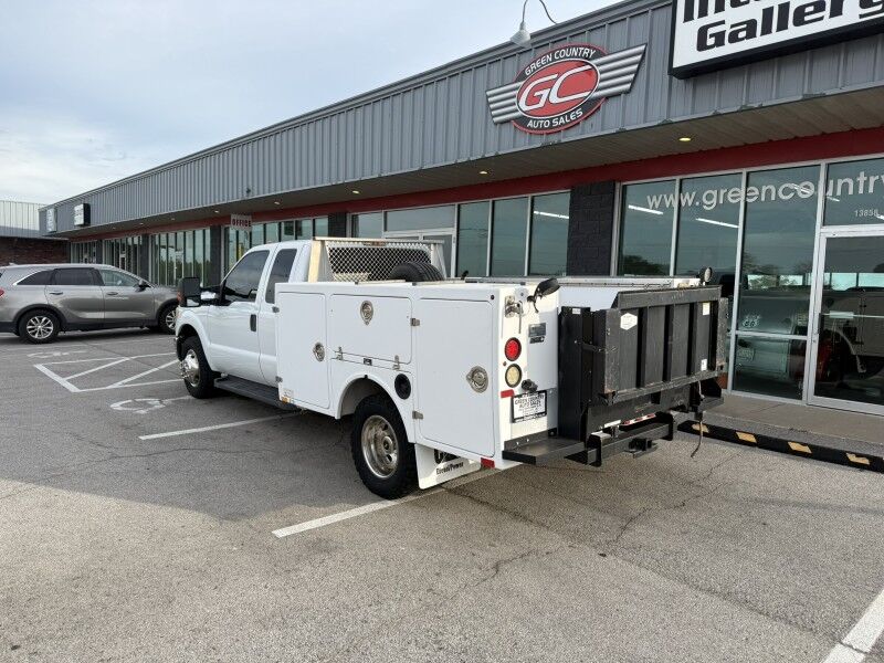 2012 Ford F-350 DRW Utility w/ Lift Gate XL Collinsville OK