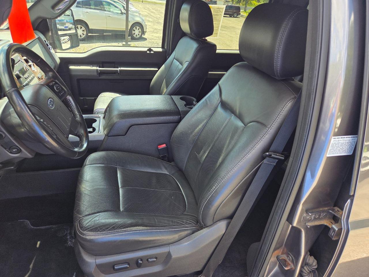 2012 Ford F-350 SD Lariat Crew Cab 4WD Charlton MA