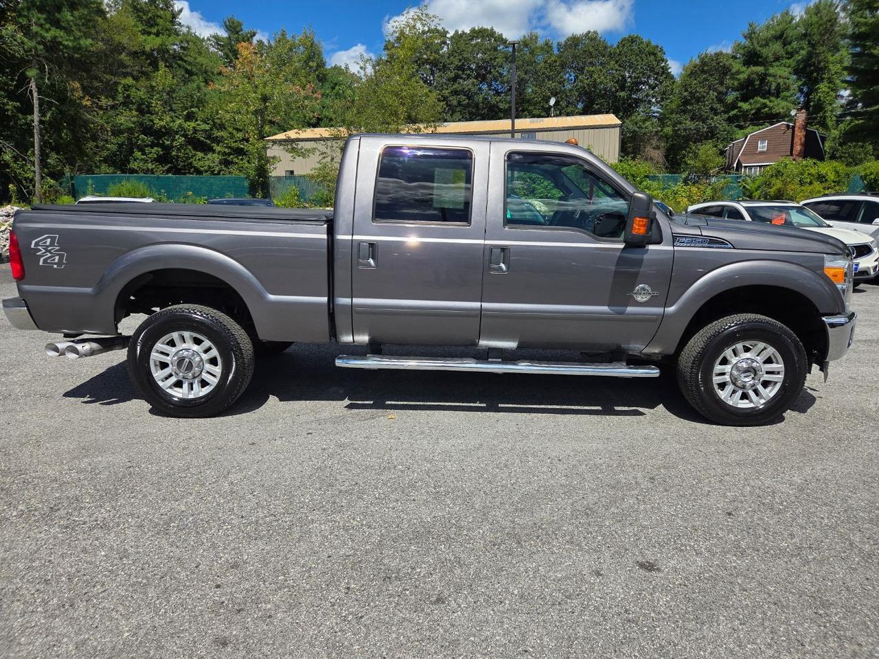 2012 Ford F-350 SD Lariat Crew Cab 4WD Charlton MA