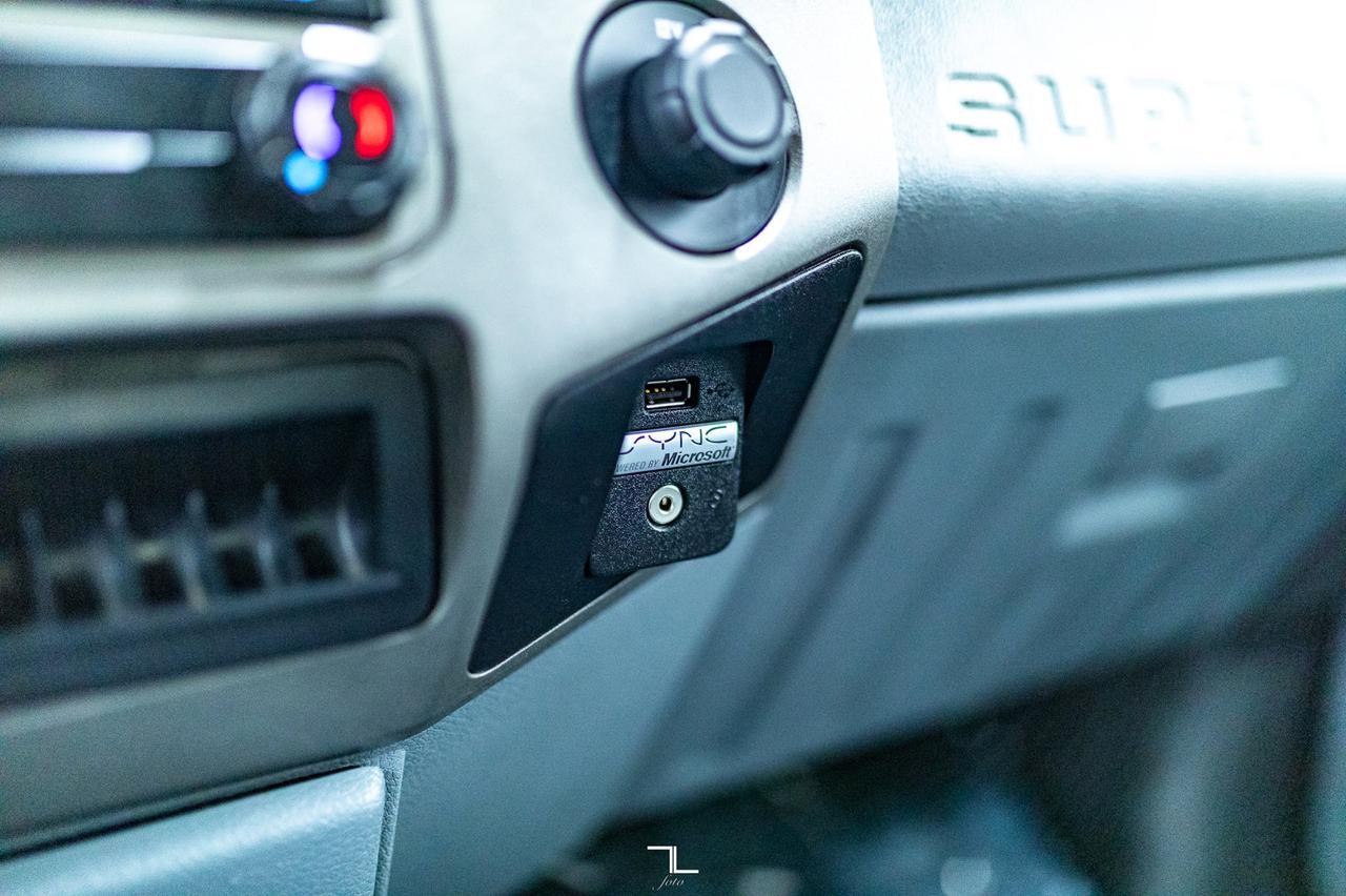 2012 Ford F-450 4x4 Crew Cab XLT Dually Diesel BCam Red Deer AB