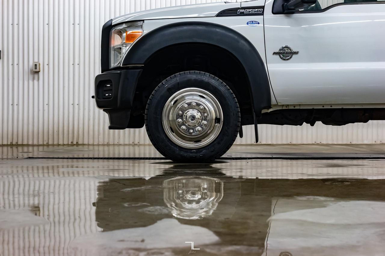 2012 Ford F-550 4x4 Crew Cab XL Deck Diesel Red Deer AB
