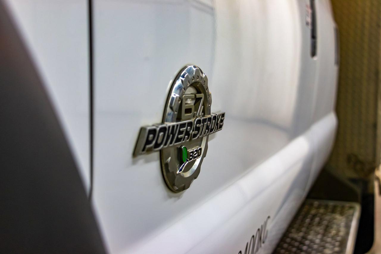 2012 Ford F-550 4x4 Crew Cab XLT Diesel Picker Red Deer AB