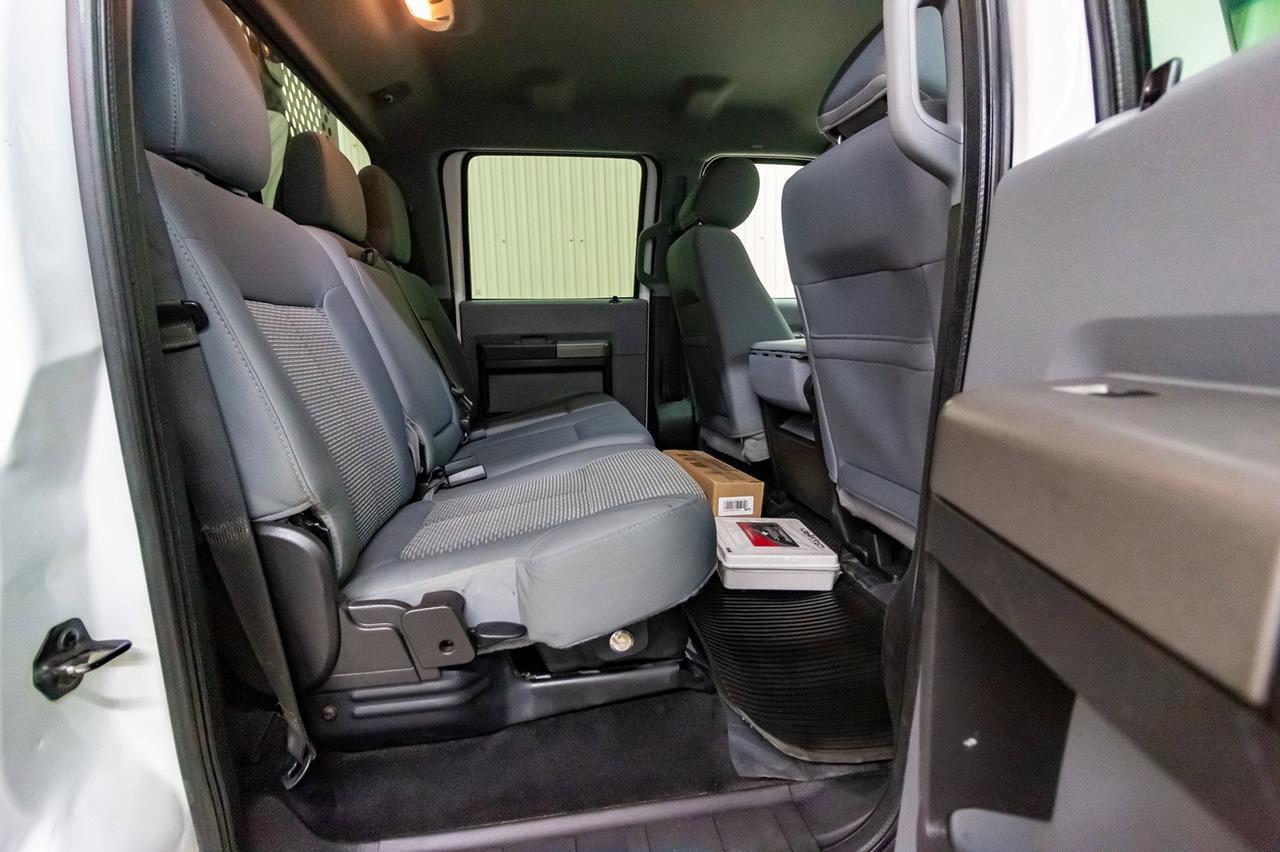 2012 Ford F-550 4x4 Crew Cab XLT Diesel Picker Red Deer AB