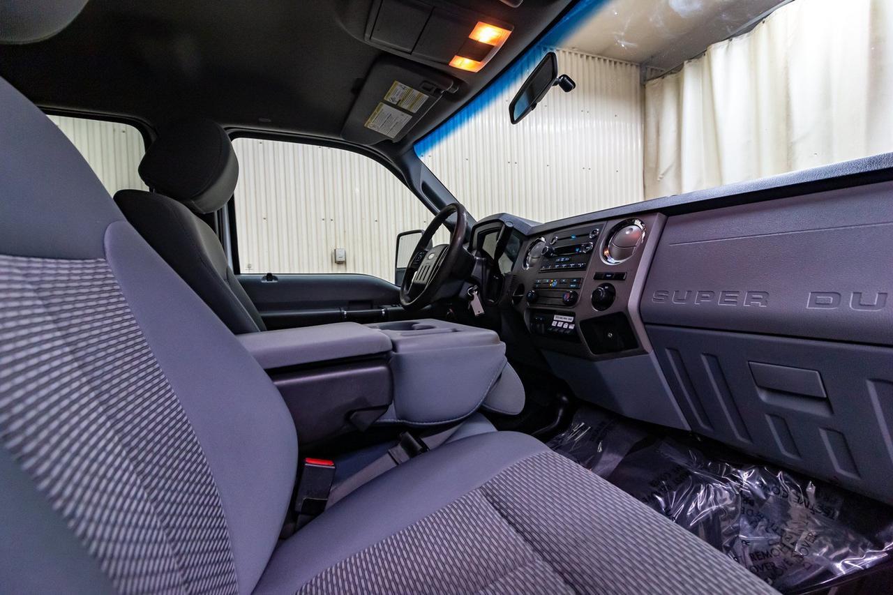 2012 Ford F-550 4x4 Crew Cab XLT Diesel Picker Red Deer AB