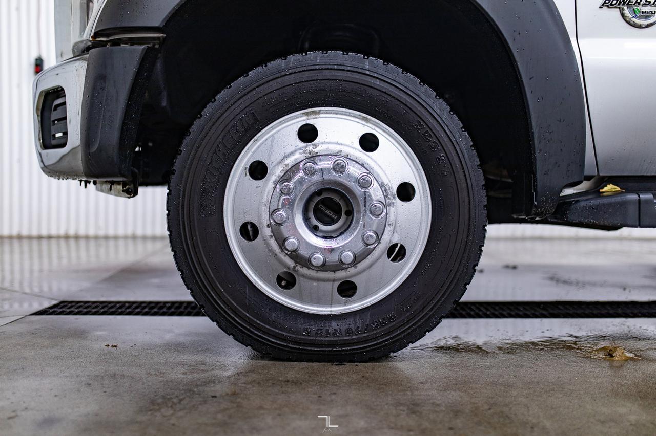 2012 Ford F-550 4x4 Crew Cab XLT Picker Deck Diesel Red Deer AB