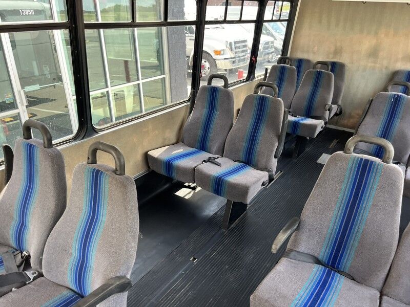 2012 Ford F-550 4x4 Diesel Passenger Bus ***4WD*** XL Collinsville OK
