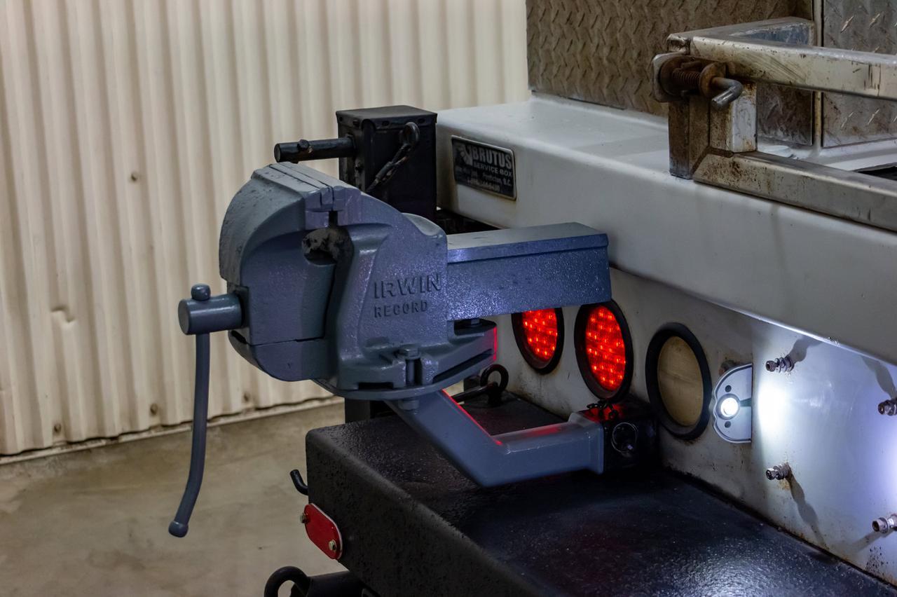 2012 Ford F-550 4x4 Reg Cab XLT Mechanic's Box Red Deer AB