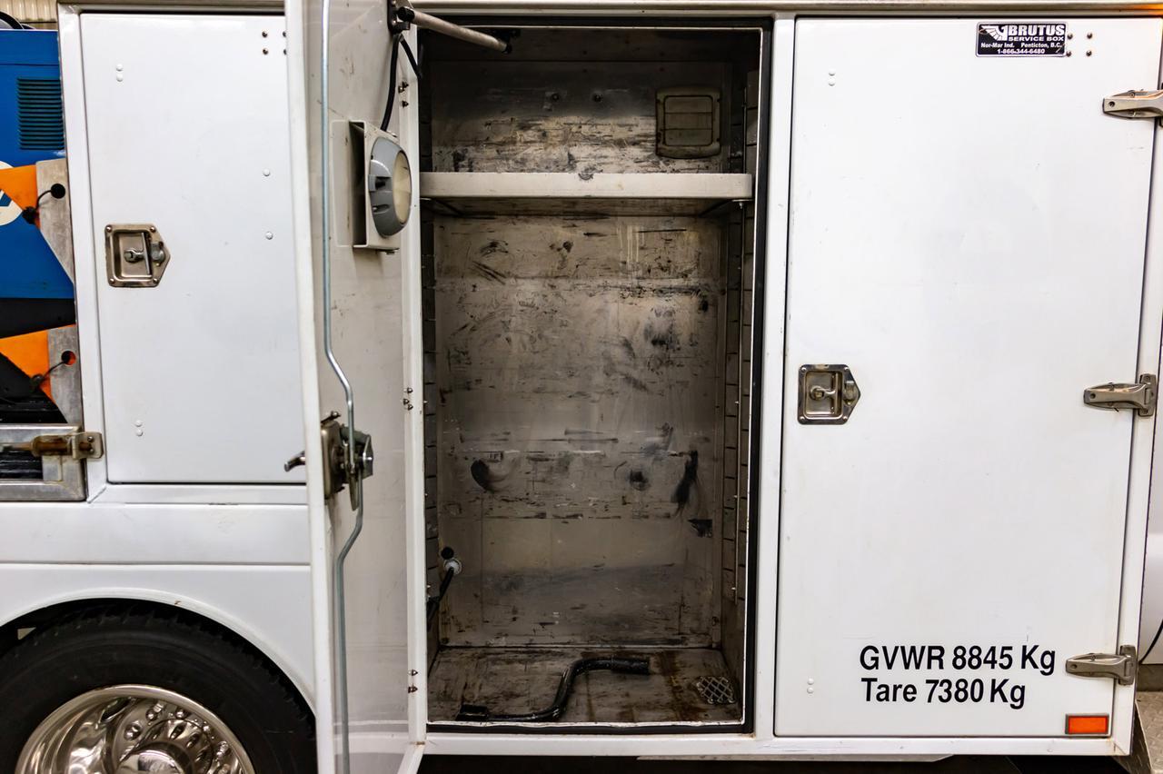 2012 Ford F-550 4x4 Reg Cab XLT Mechanic's Box Red Deer AB