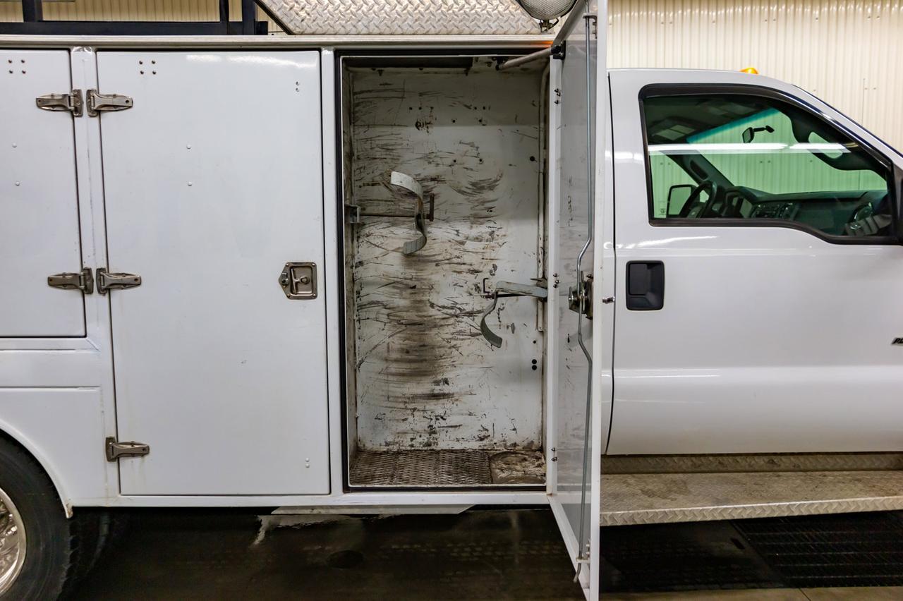 2012 Ford F-550 4x4 Reg Cab XLT Mechanic's Box Red Deer AB