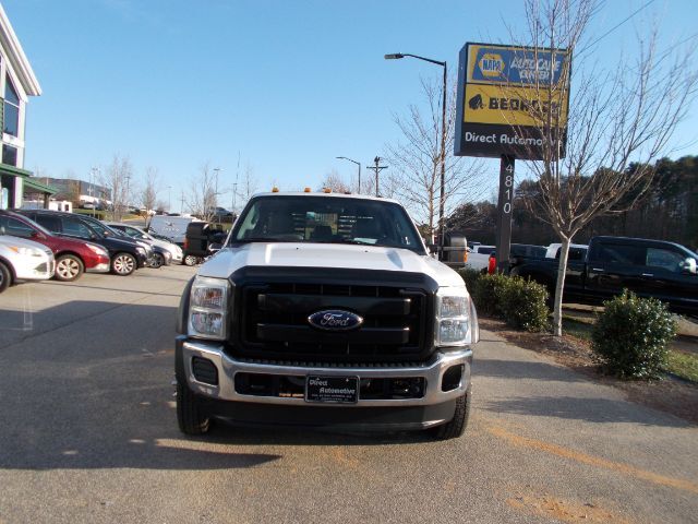 2012 Ford F-550 Chassis XL