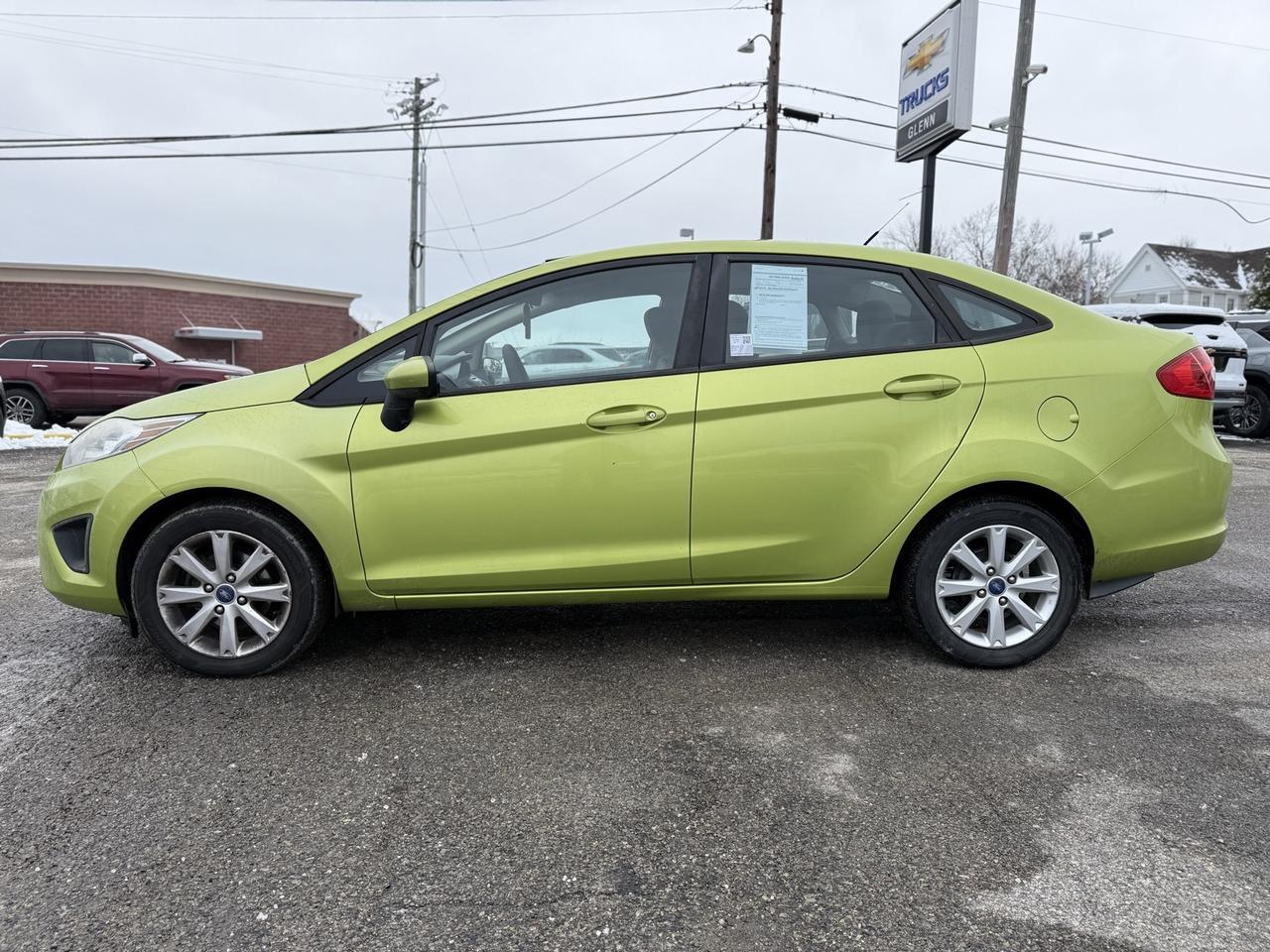 2012 Ford Fiesta SE
