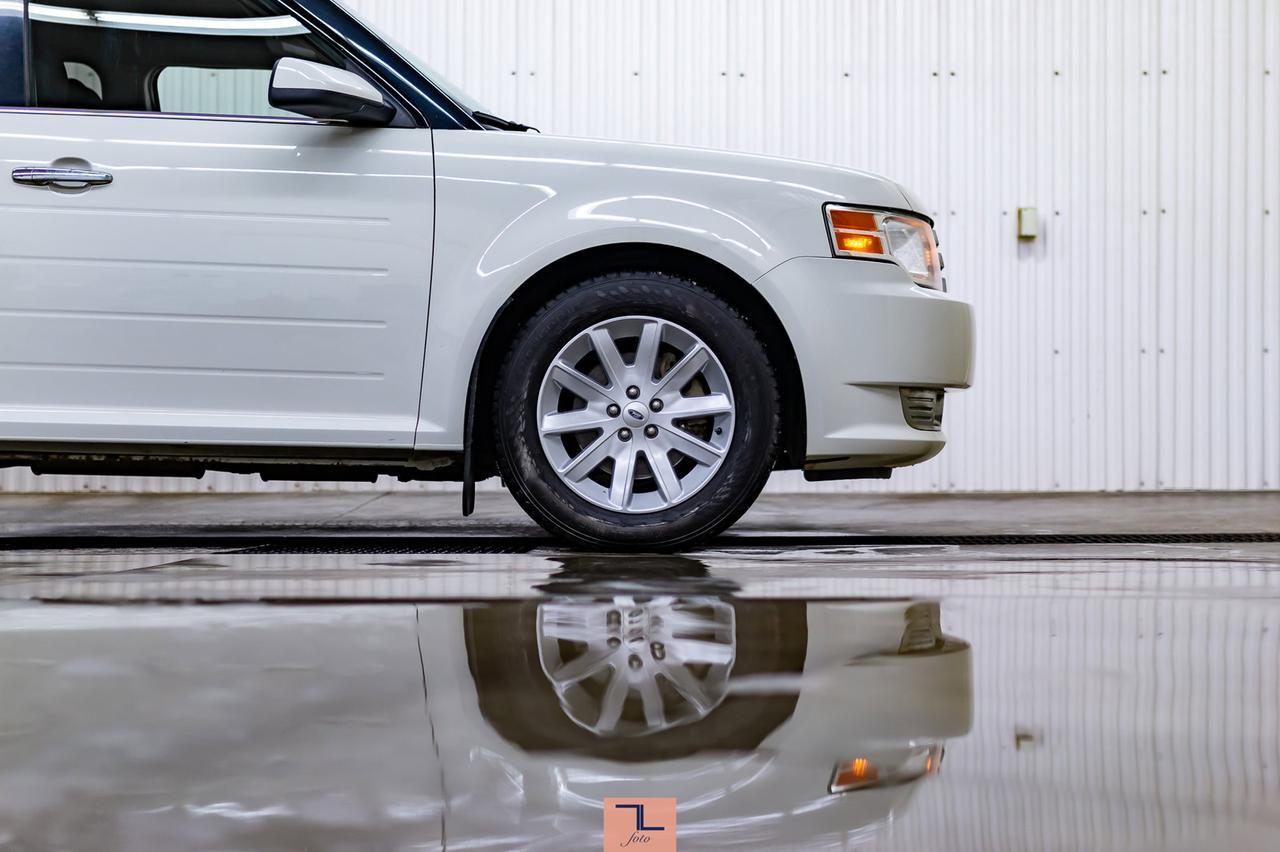 2012 Ford Flex AWD SEL Heated Seats Red Deer AB