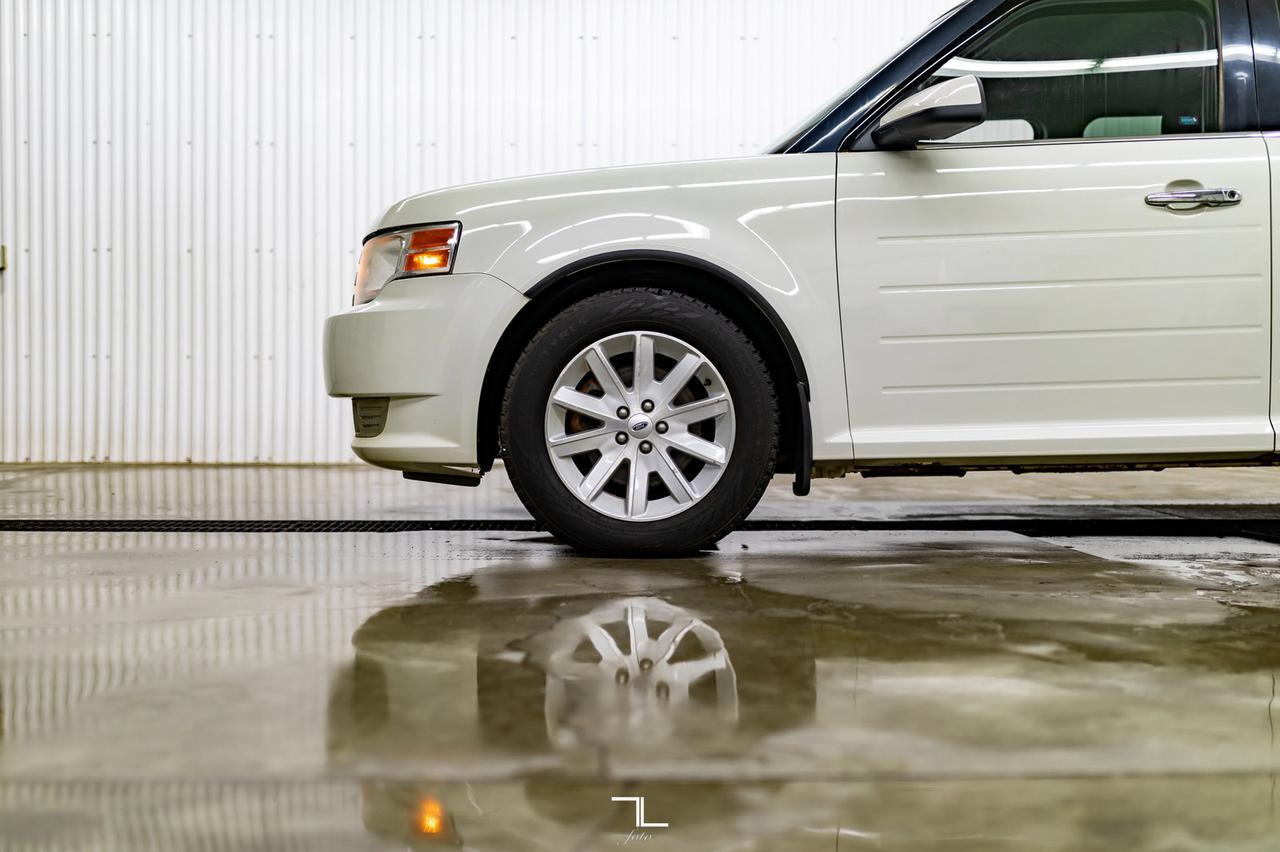 2012 Ford Flex AWD SEL Heated Seats Red Deer AB