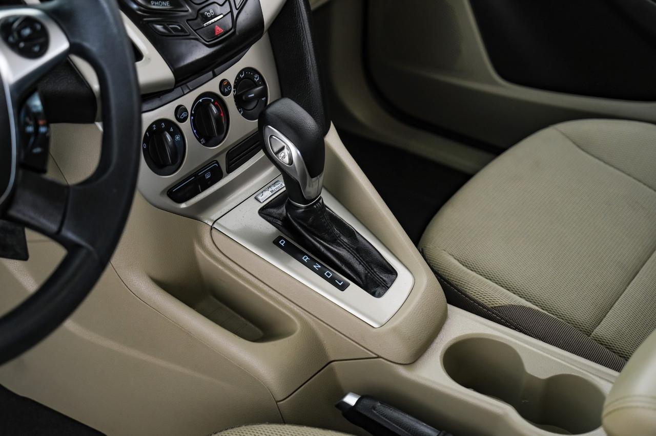 2012 Ford Focus SE HATCHBACK AUTOMATIC CONVENIENCE PKG BLUETOOTH CRUISE CONTROL Carrollton TX