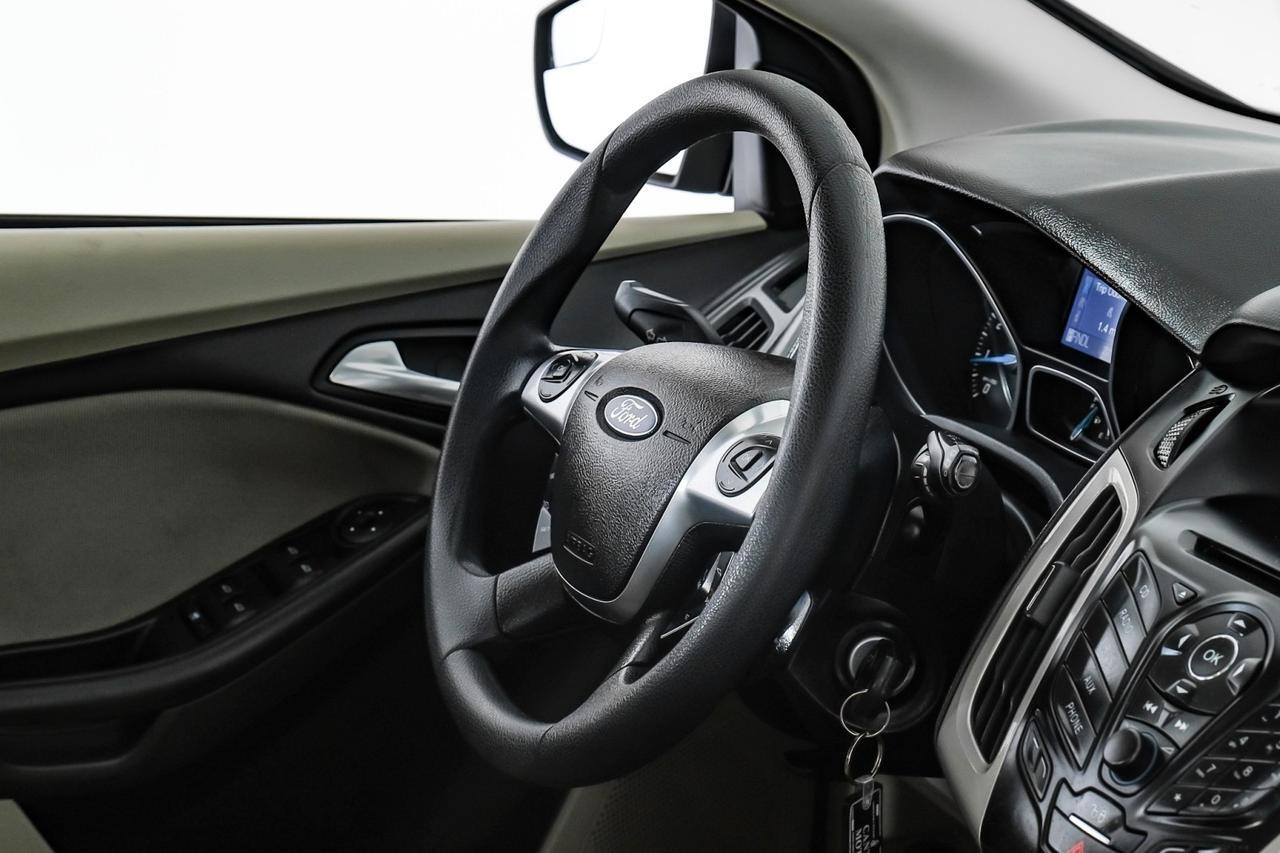 2012 Ford Focus SE HATCHBACK AUTOMATIC CONVENIENCE PKG BLUETOOTH CRUISE CONTROL Carrollton TX