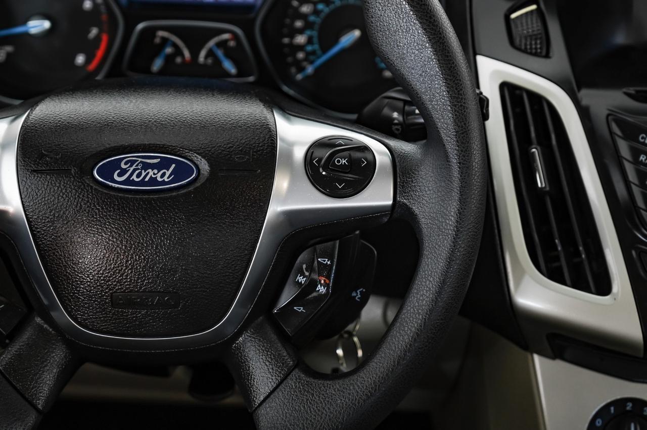 2012 Ford Focus SE HATCHBACK AUTOMATIC CONVENIENCE PKG BLUETOOTH CRUISE CONTROL Carrollton TX