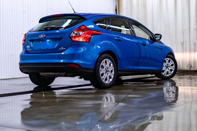 2012 Ford Focus SE Hatchback Roof Red Deer AB