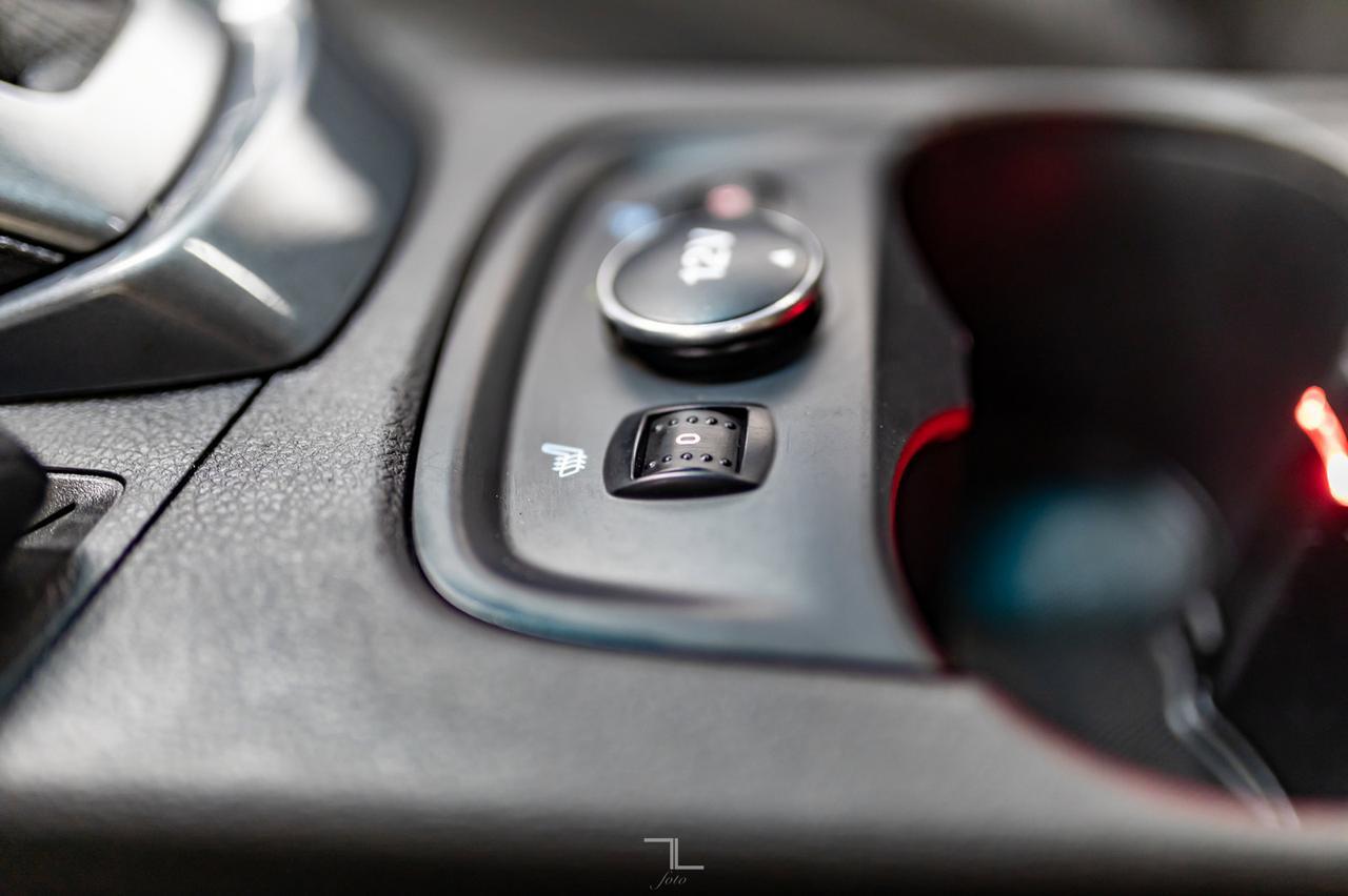 2012 Ford Focus Titanium Leather Roof Nav BCam Red Deer AB