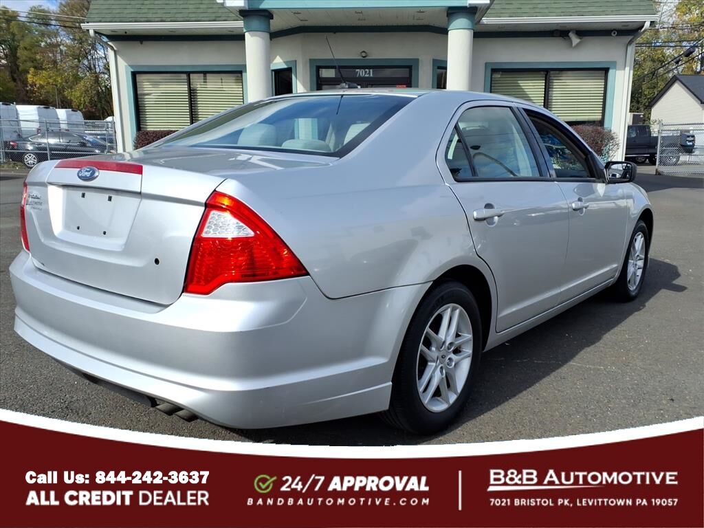 2012 Ford Fusion S Levittown PA