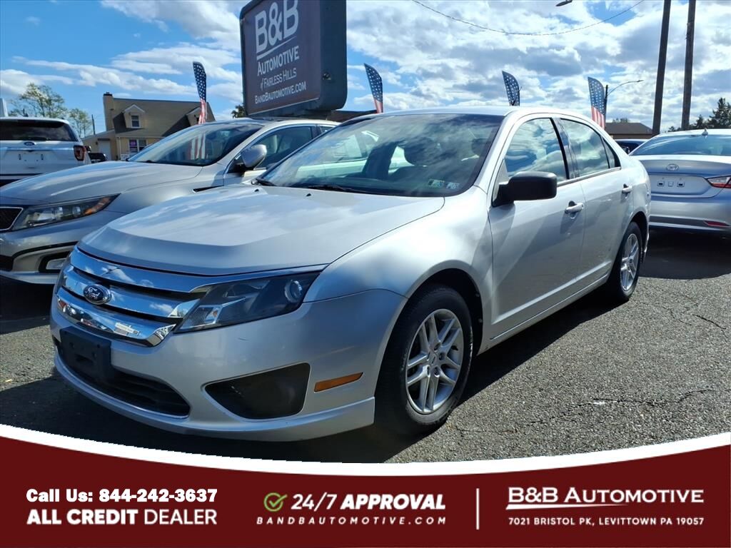 2012 Ford Fusion S Levittown PA