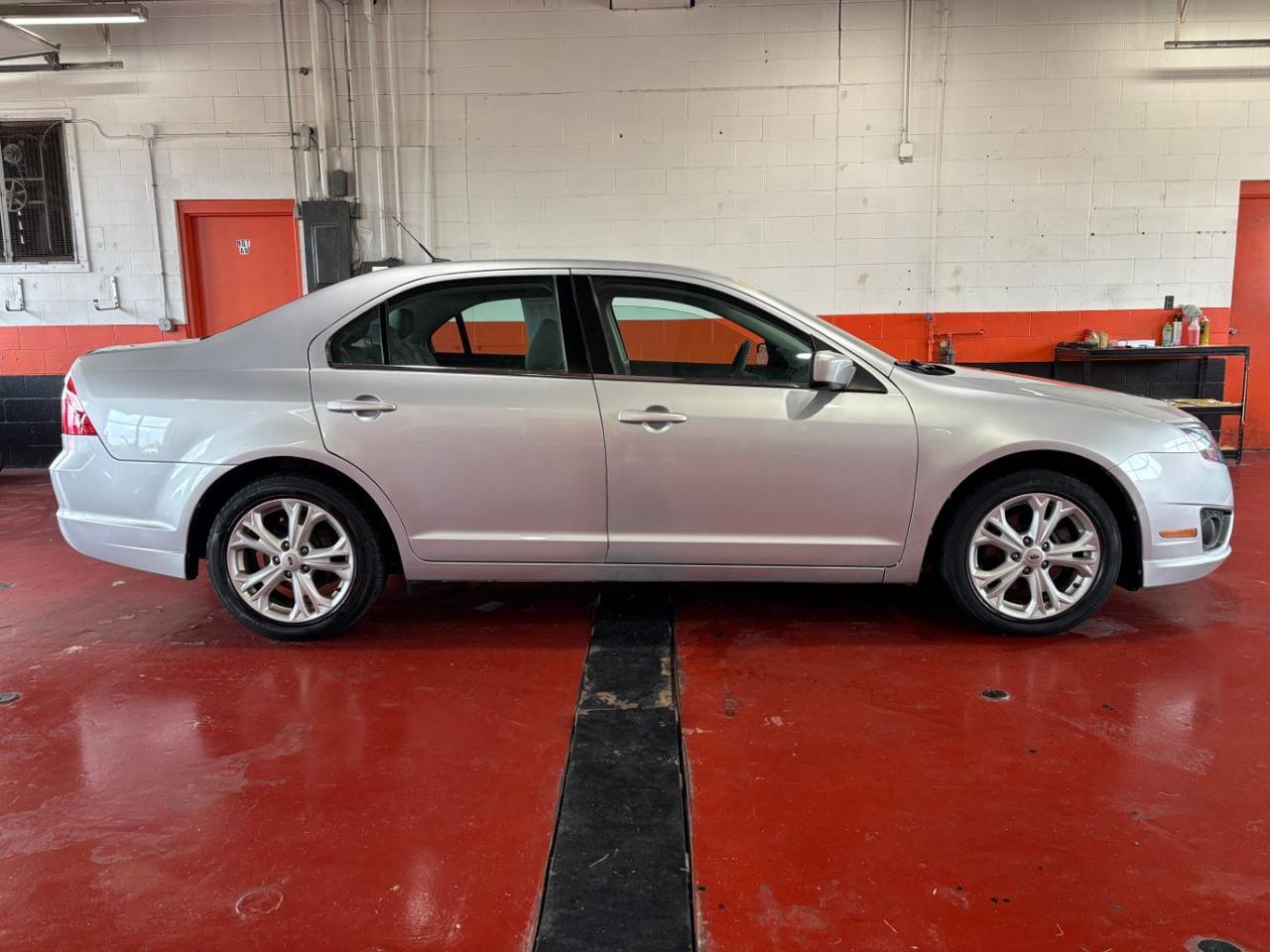 2012 Ford Fusion SE