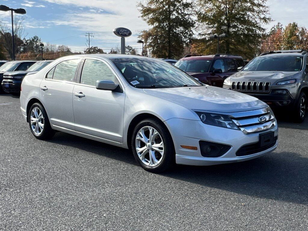 2012 Ford Fusion SE