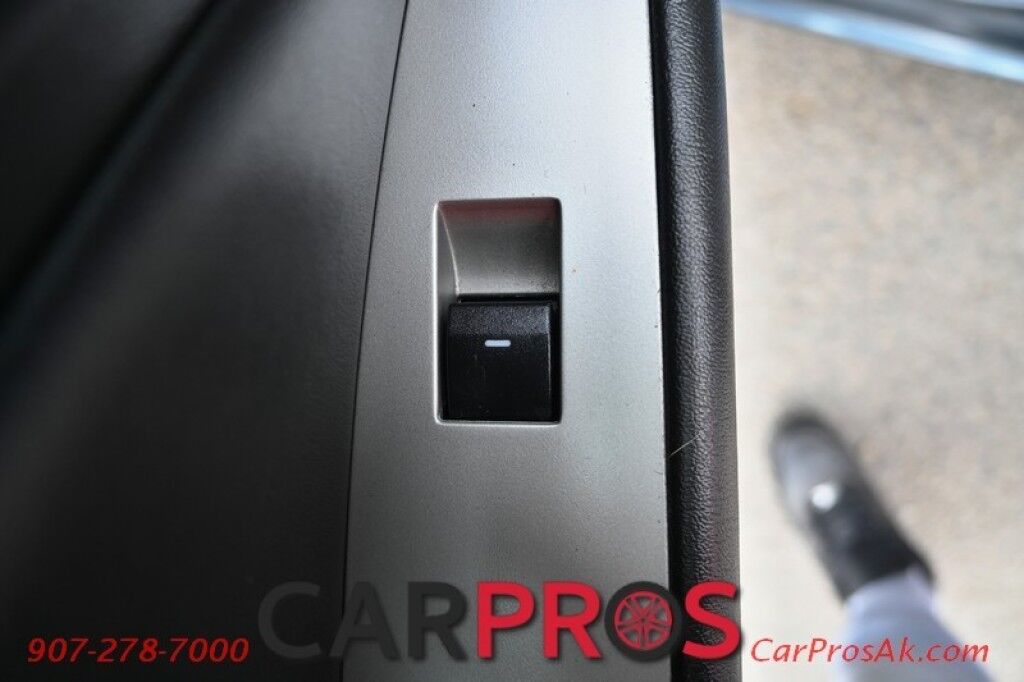 2012 Ford Fusion SEL - All Wheel Drive - 3.0L V6 - Power & Heated Leather Seats - Remote Start - Automatic Climate Control - Only 75k Miles - 1-Owner Anchorage AK