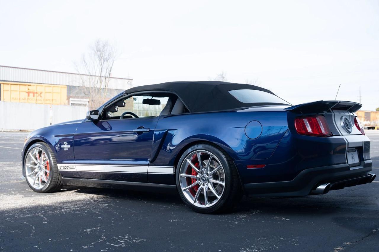 2012 Ford Mustang Shelby GT500 Convertible 2D St. Louis MO