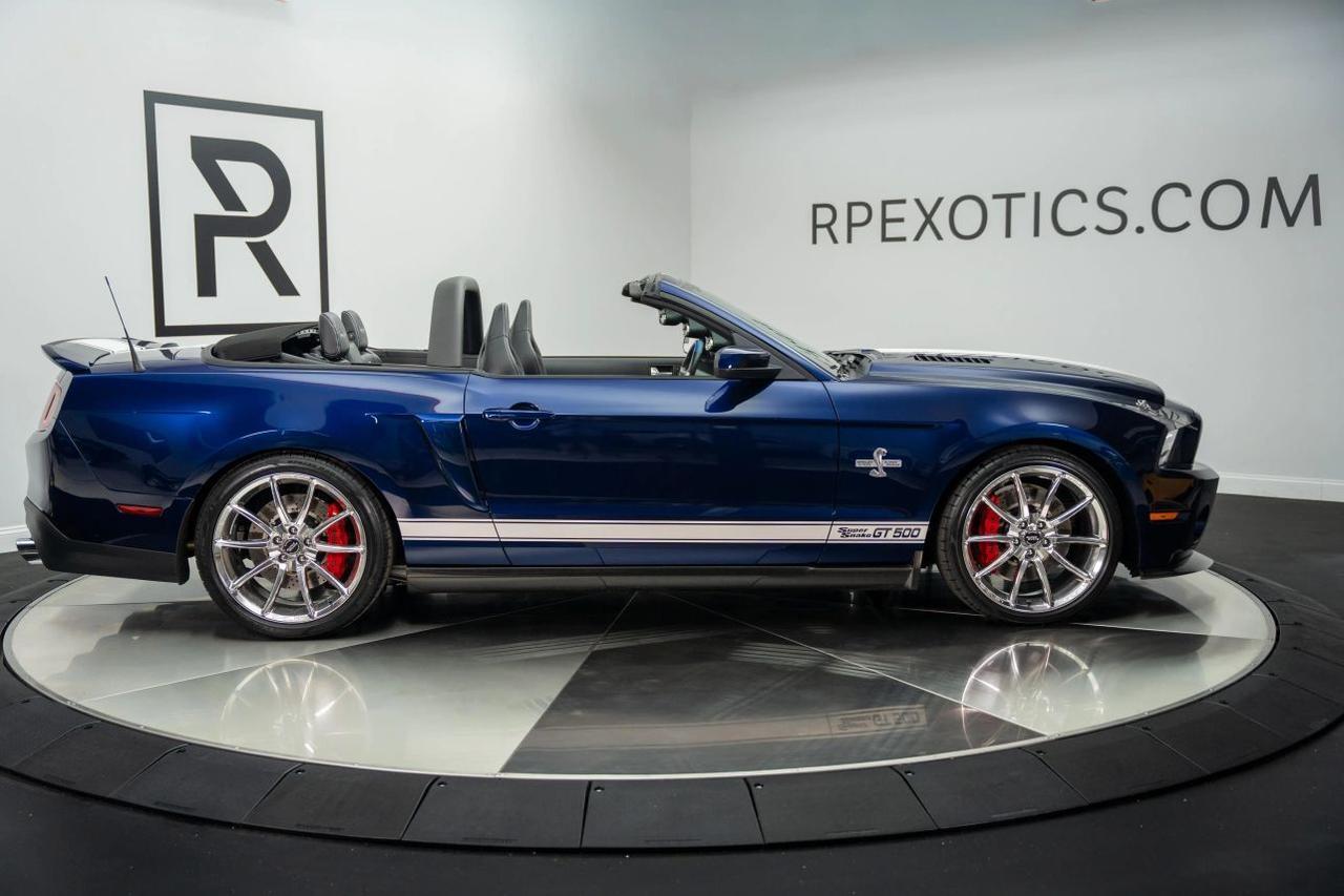 2012 Ford Mustang Shelby GT500 Convertible 2D St. Louis MO