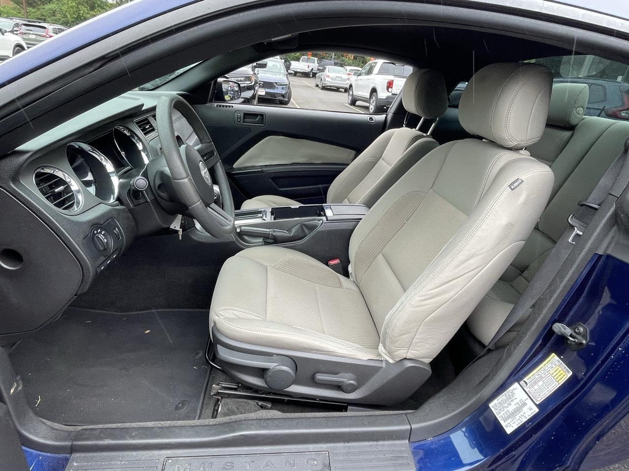 2012 Ford Mustang V6 Alexandria VA