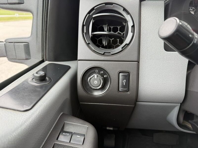 2012 Ford Super Crew F-550 4x4 Diesel Flatbed 85k mi's XL Collinsville OK