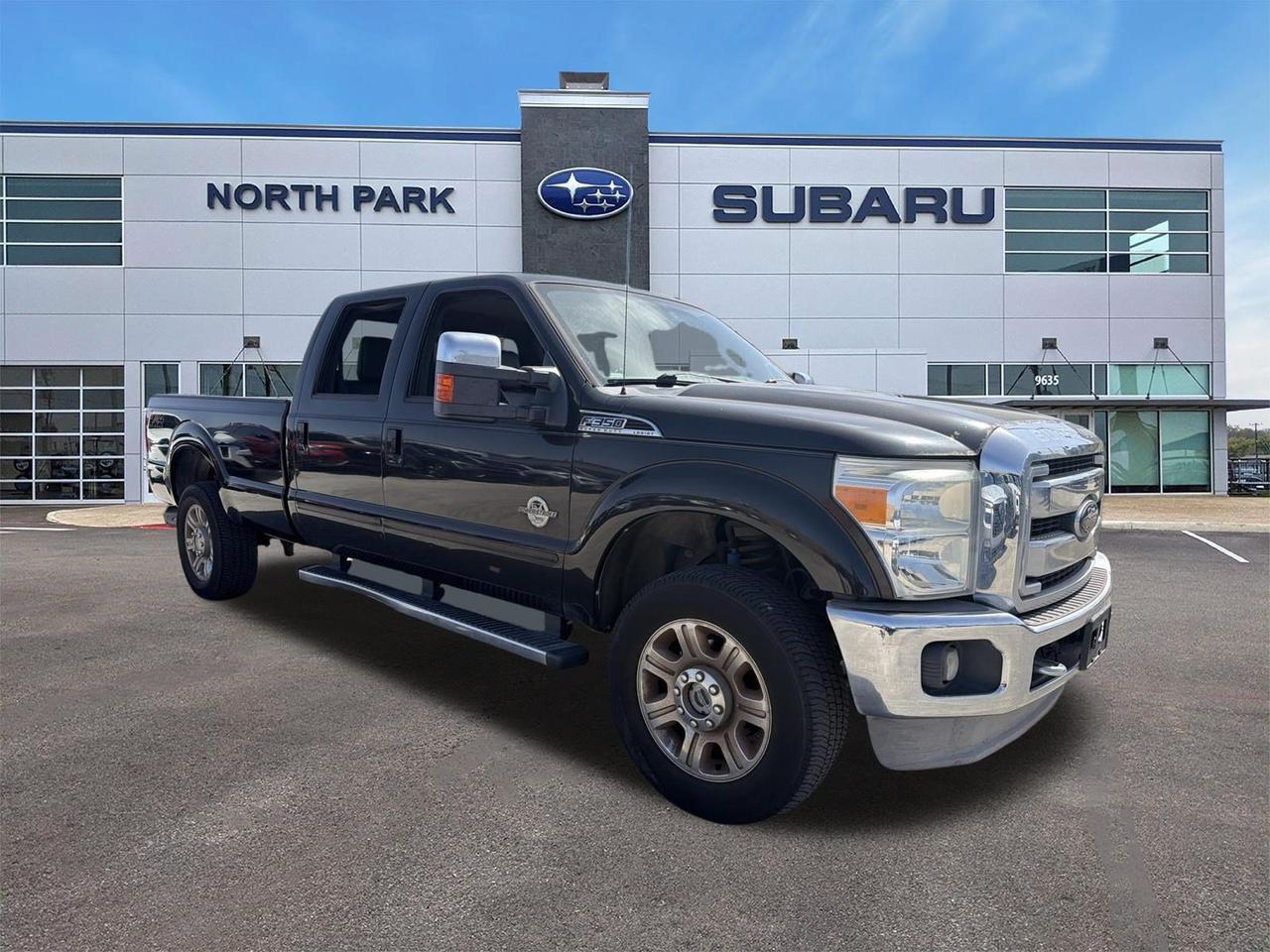 2012 Ford Super Duty F-350 SRW Lariat
