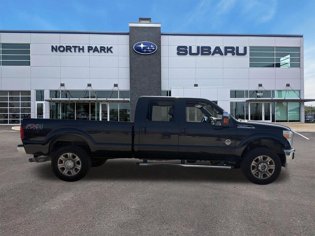 2012 Ford Super Duty F-350 SRW Lariat