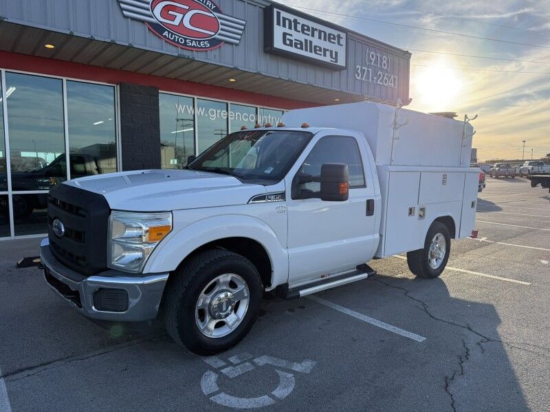 2012 Ford Super Duty F-350 SRW Utility XLT Collinsville OK