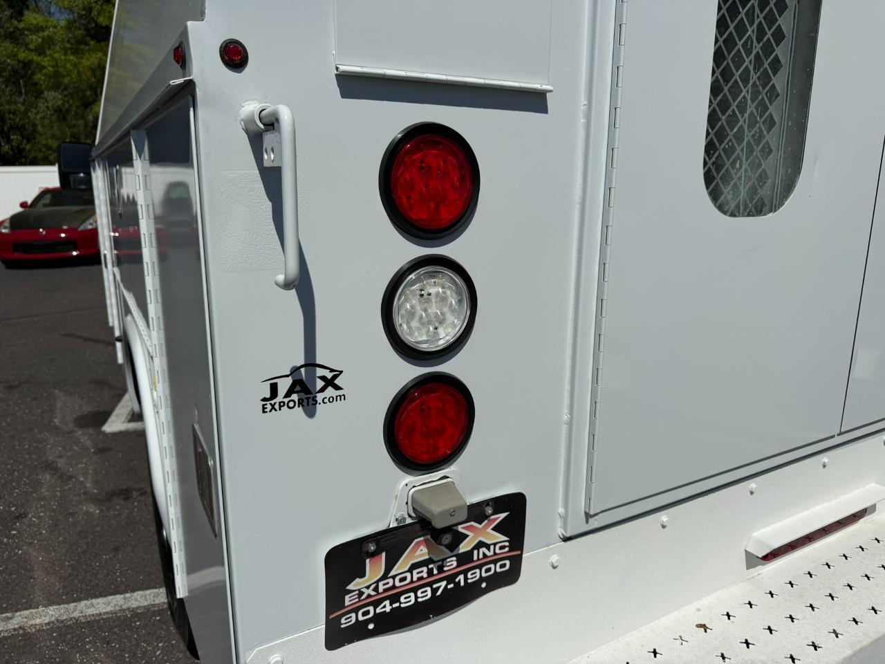 2012 Ford Super Duty F-550 DRW 2WD Reg Cab 141" WB 60" CA XLT Jacksonville FL