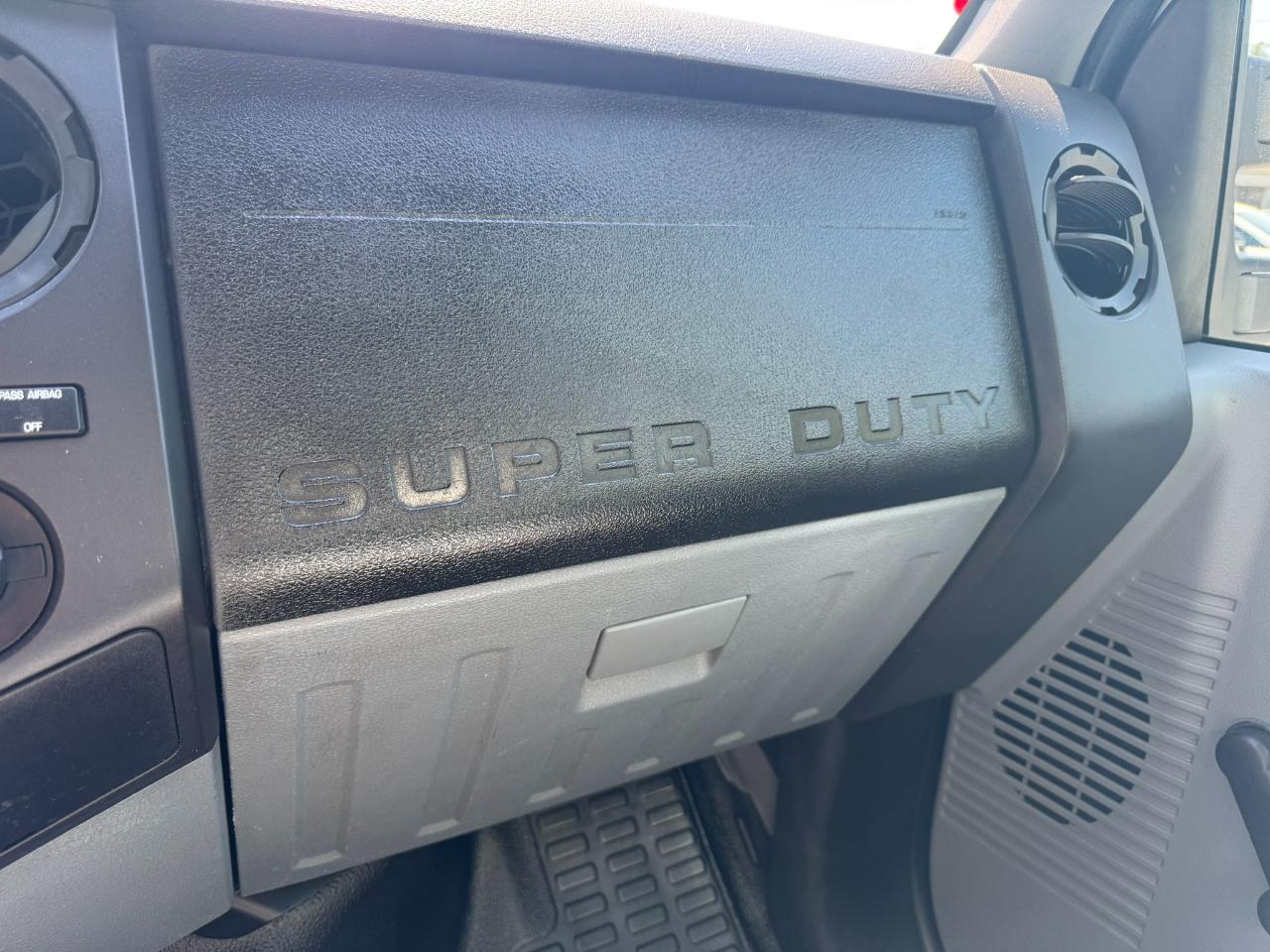 2012 Ford Super Duty F-550 DRW 2WD Reg Cab 141" WB 60" CA XLT Jacksonville FL