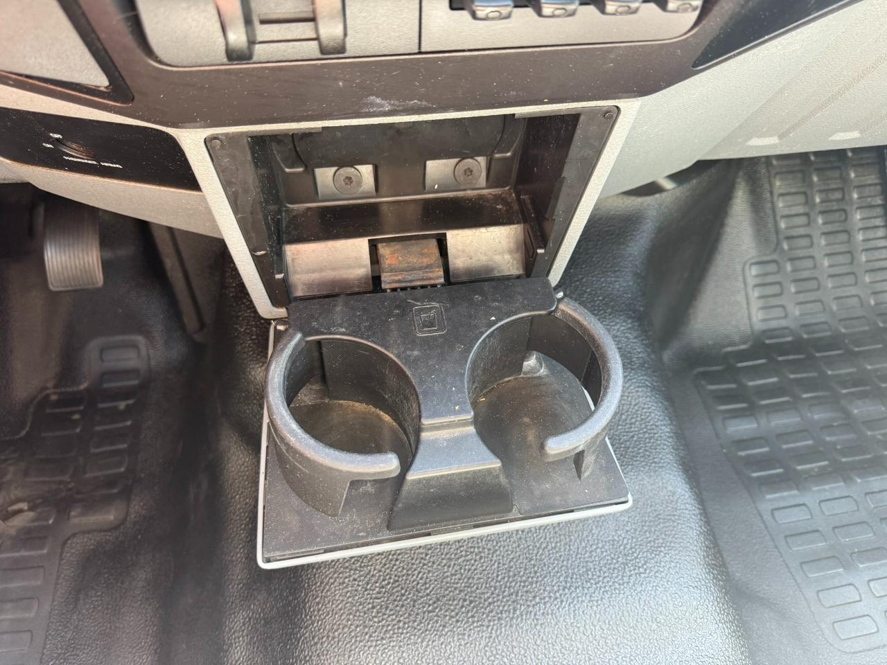 2012 Ford Super Duty F-550 DRW 2WD Reg Cab 141" WB 60" CA XLT Jacksonville FL