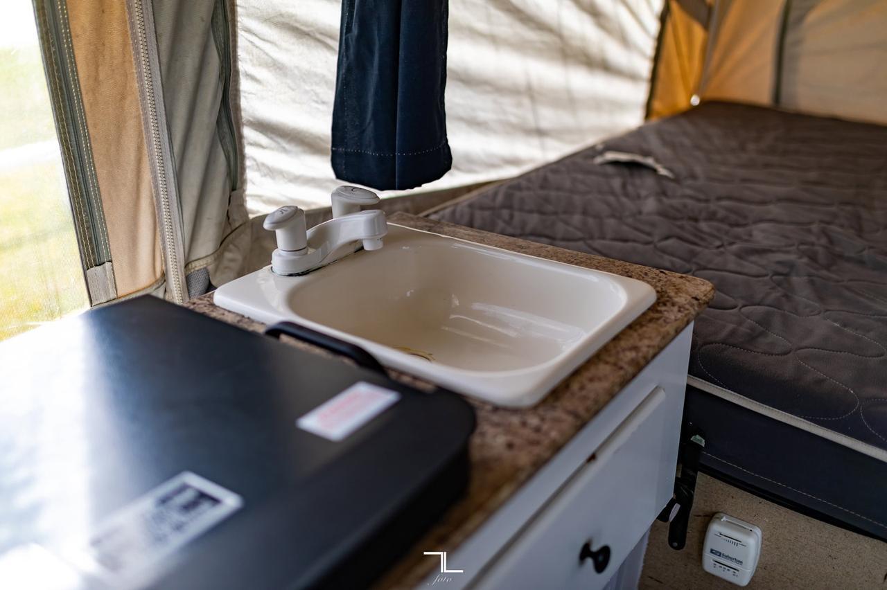 2012 Forest River Palomino Traverse Denali Trailer Red Deer AB