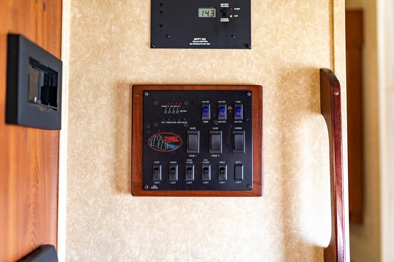 2012 Forest River Rockwood Ultra Lite 8280WS 30 Ft. 5th Wheel Red Deer AB