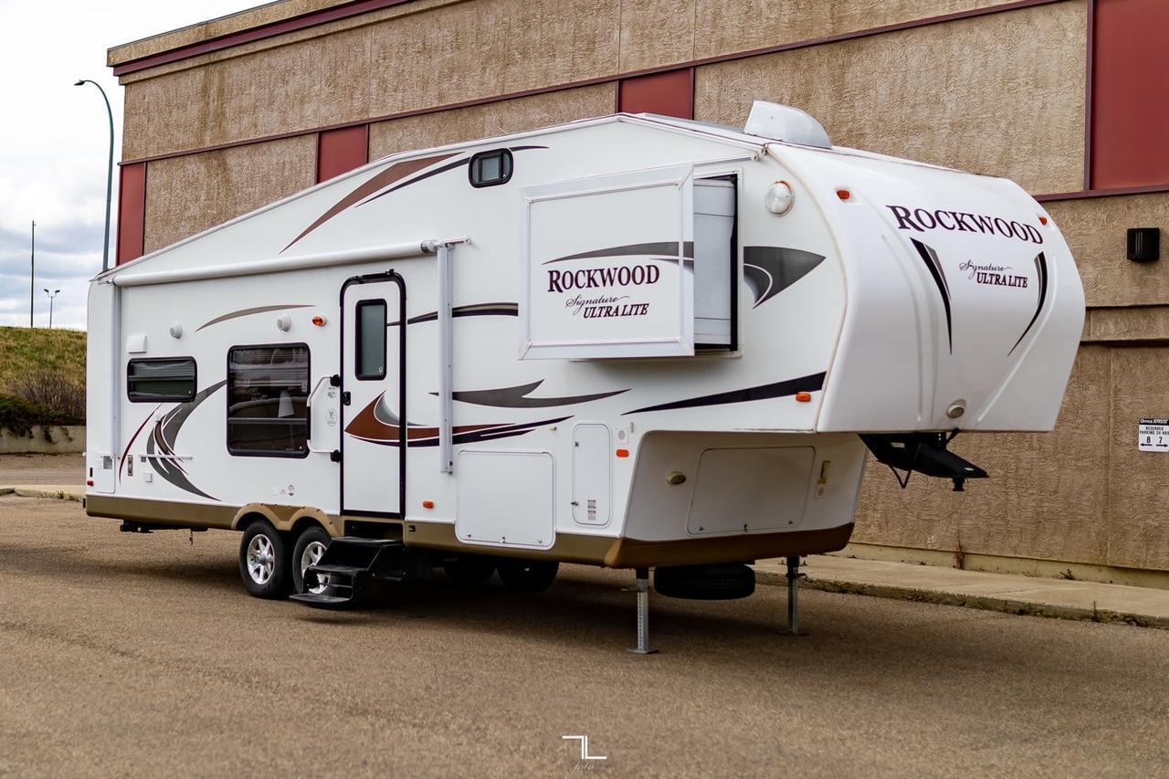 2012 Forest River Rockwood Ultra Lite 8280WS 30 Ft. 5th Wheel Red Deer AB