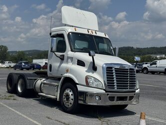 Freightliner Cascadia  2012