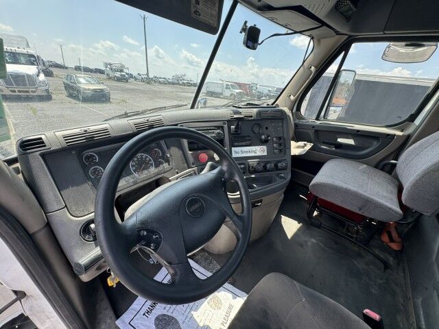 2012 Freightliner Cascadia  Henrico VA